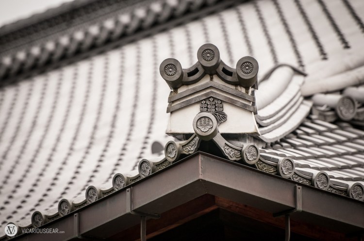 Paulownia, and chrysanthemum crest of Kinkaku-ji.