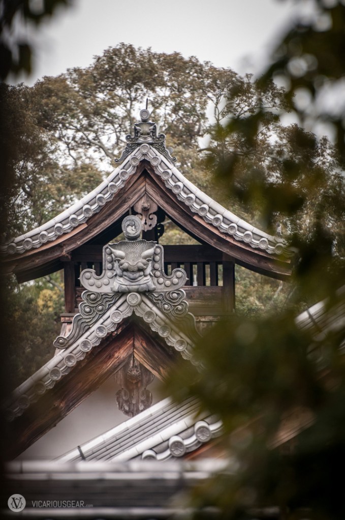 These sleeping giants made me think of the 金銀兄弟 (Kingin Kyōdai) in Naruto. Next time I return I'll be on the lookout for the Sage's weapons.