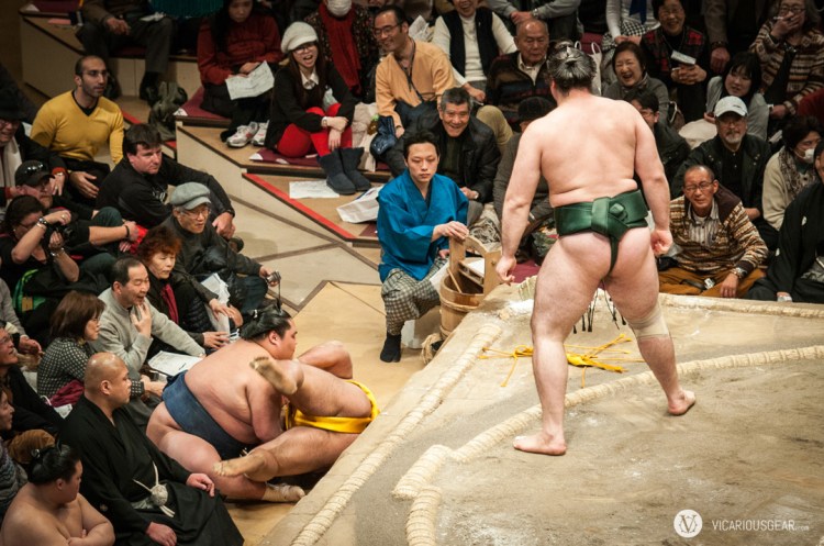 I can't imagine trying to catch the weight of a sumo wrestler.