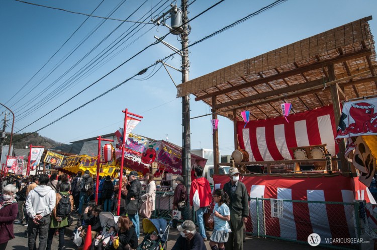 Empty drum stand and some more food vendors.