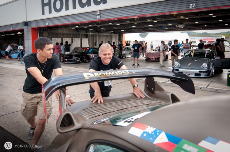 John from RWB Europe working hard while I slacked off to take some pictures.