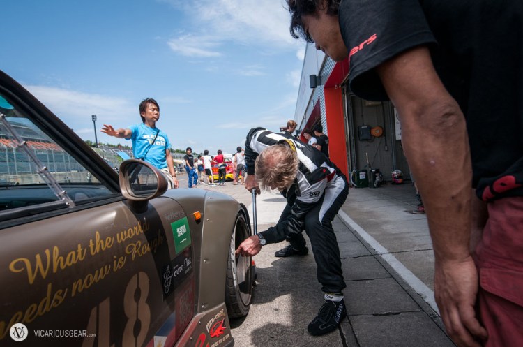 John making sure the wheels stay on.