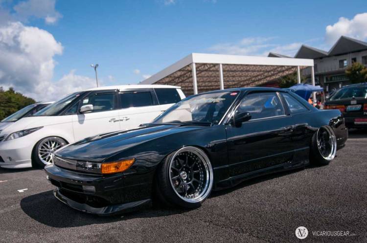 Less is more? There were quite a few cars that kept to a clean uncluttered style and they looked great.