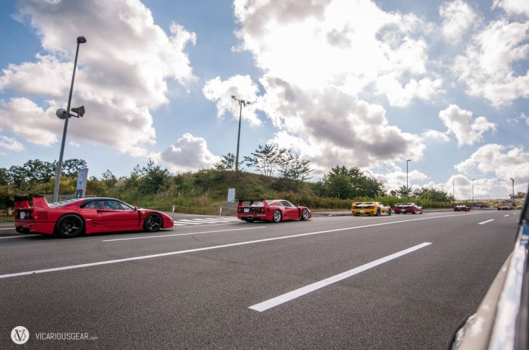 Fuji Speedway had one last surprise for me that day. A huge group of Ferrari F40s and F50s were driving along the entry roads as we left. While I was sad that I couldn't capture a picture of them with the Hako, an irresistible smile crept across my face as the wail of nearly $10 million worth of Ferraris broke the calm. 