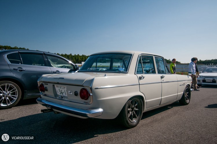 The vintage chrome details on the lights and subtle wings are pretty cool.