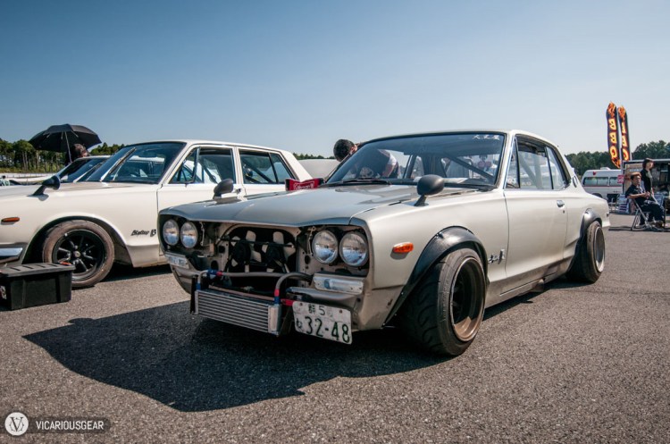 or the more brutal bare essential look. I can't really decide one way or the other. That side exit exhaust is wonderful though.