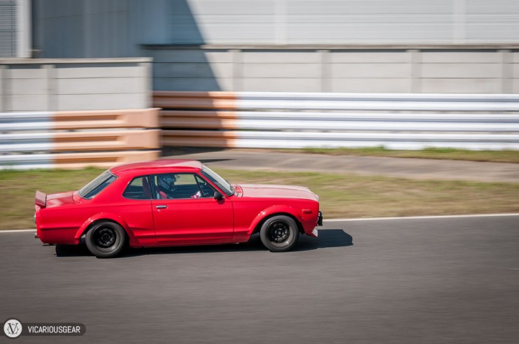 I told you I'm a sucker for red on these cars.