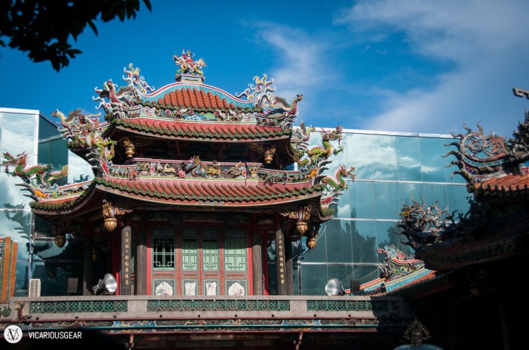 The glass buildings in the background ruin the atmosphere a bit.