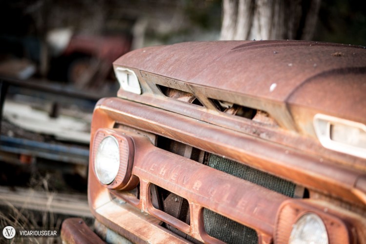 For some reason the face makes me think of an Evangelion's.