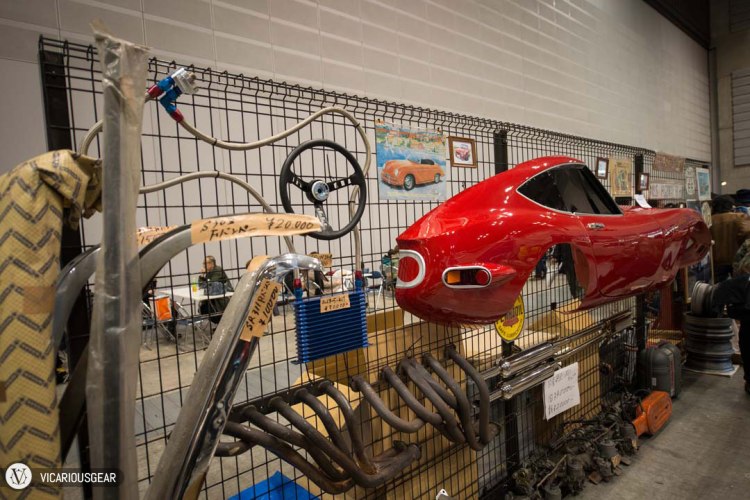 Aside from the 2000GTs, Vintage Car Yoshino also had an interesting parts booth. The fiberglass replica body shell would look great on my wall.