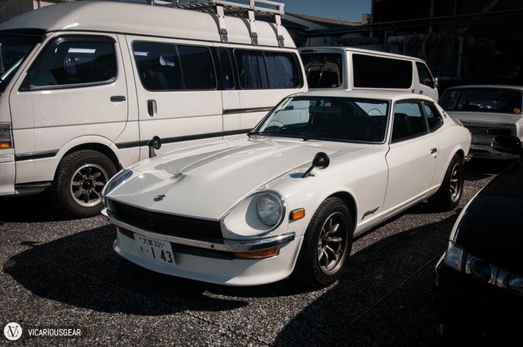 A nice and clean Fairlady Z 2+2.  The roofline has definitely grown on me since living in Japan.