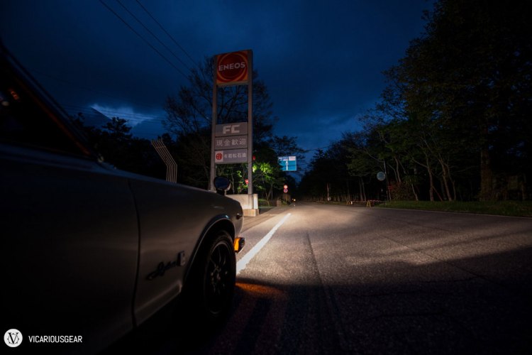 This final shot gives you an idea of how dark it was on the course with no lighting. Fortunately the headlights on the Skyline aren't too weak for 45-year-old vehicle.